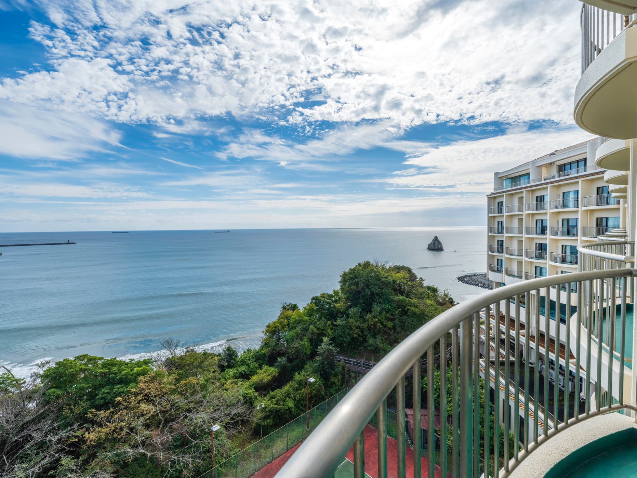 ツインルーム　客室からの景色（一例）