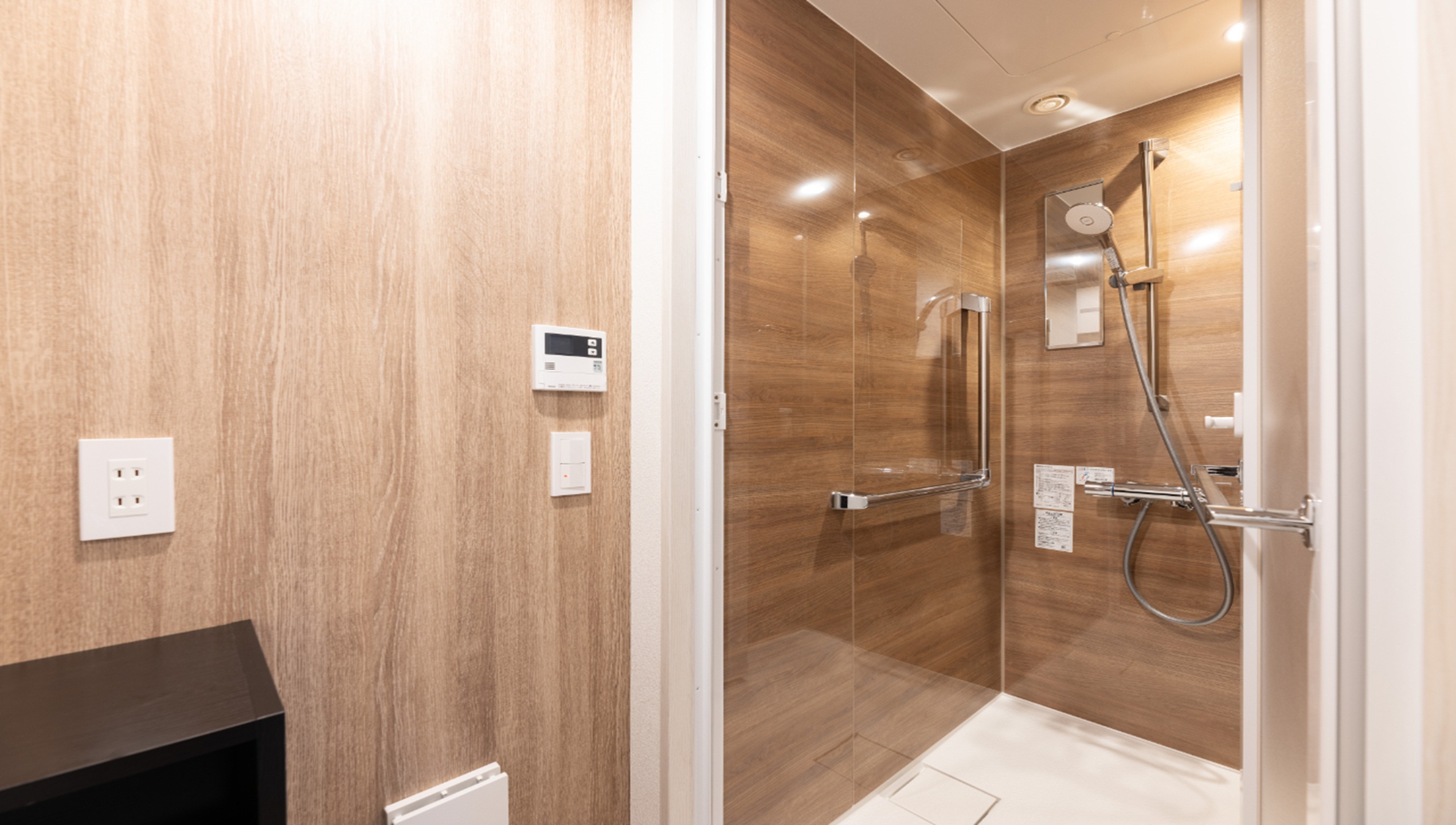 コテージルーム　シャワー室