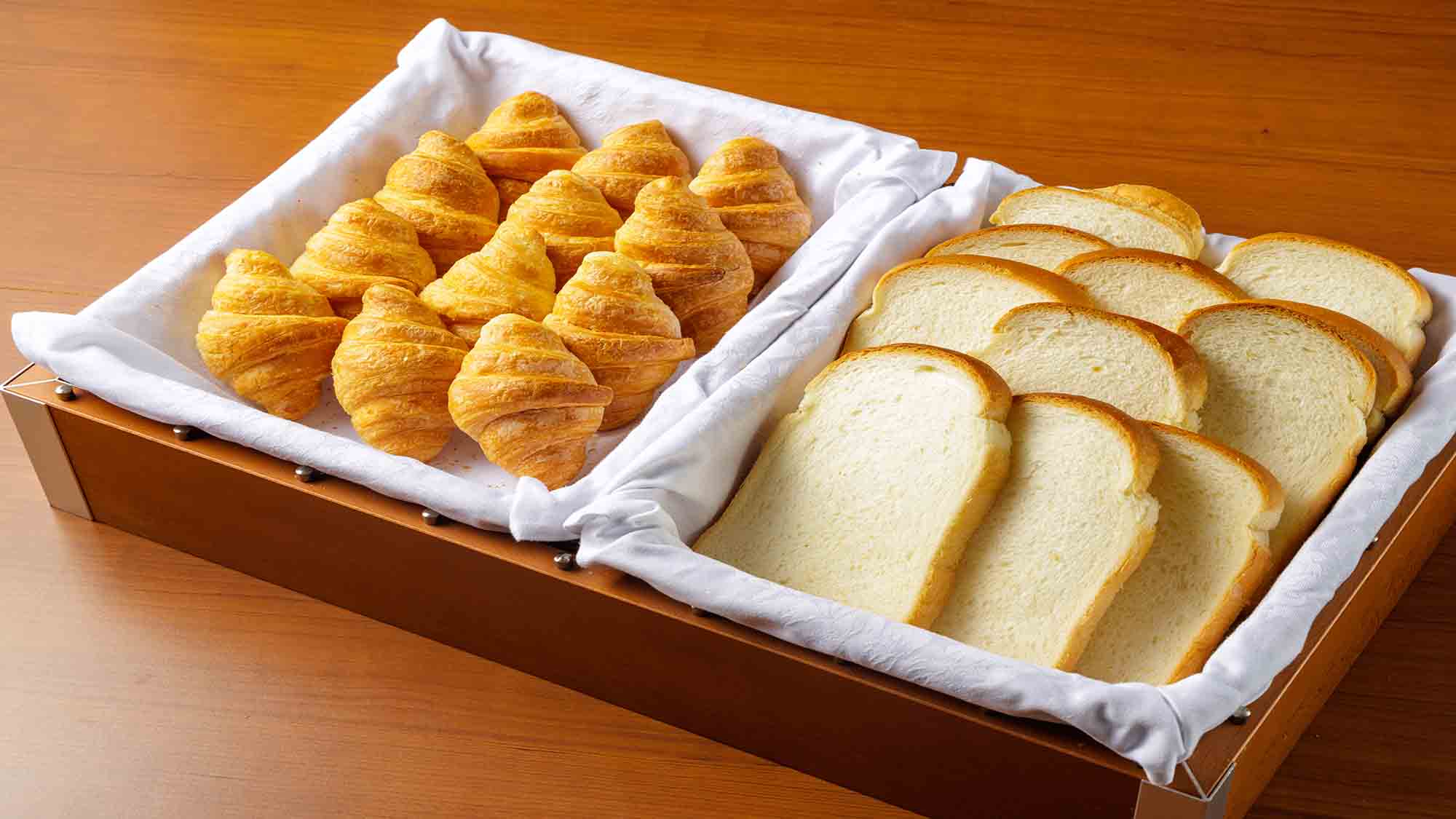 朝食大皿ヨリ