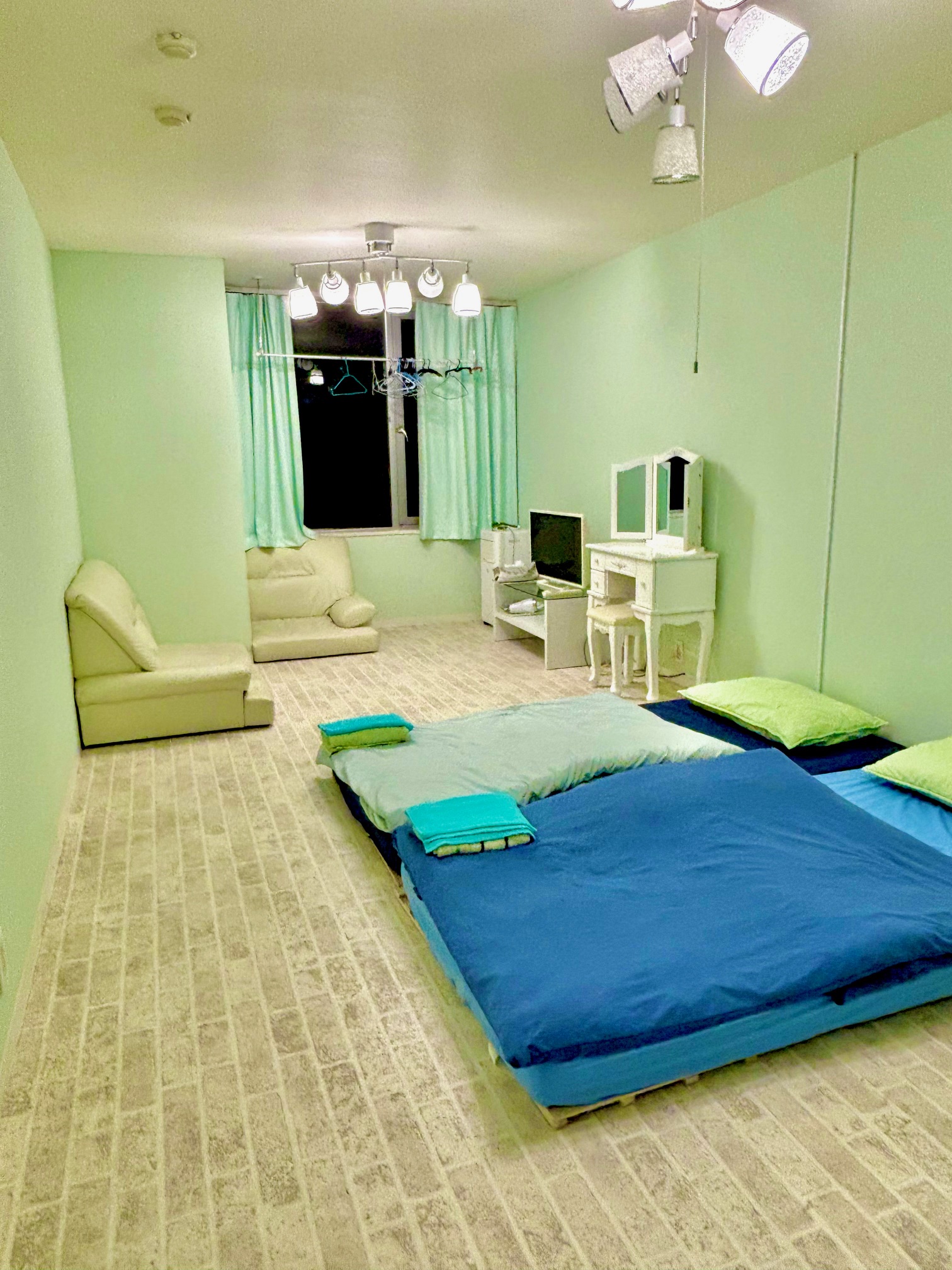 トリプルルーム（例：2名様利用）