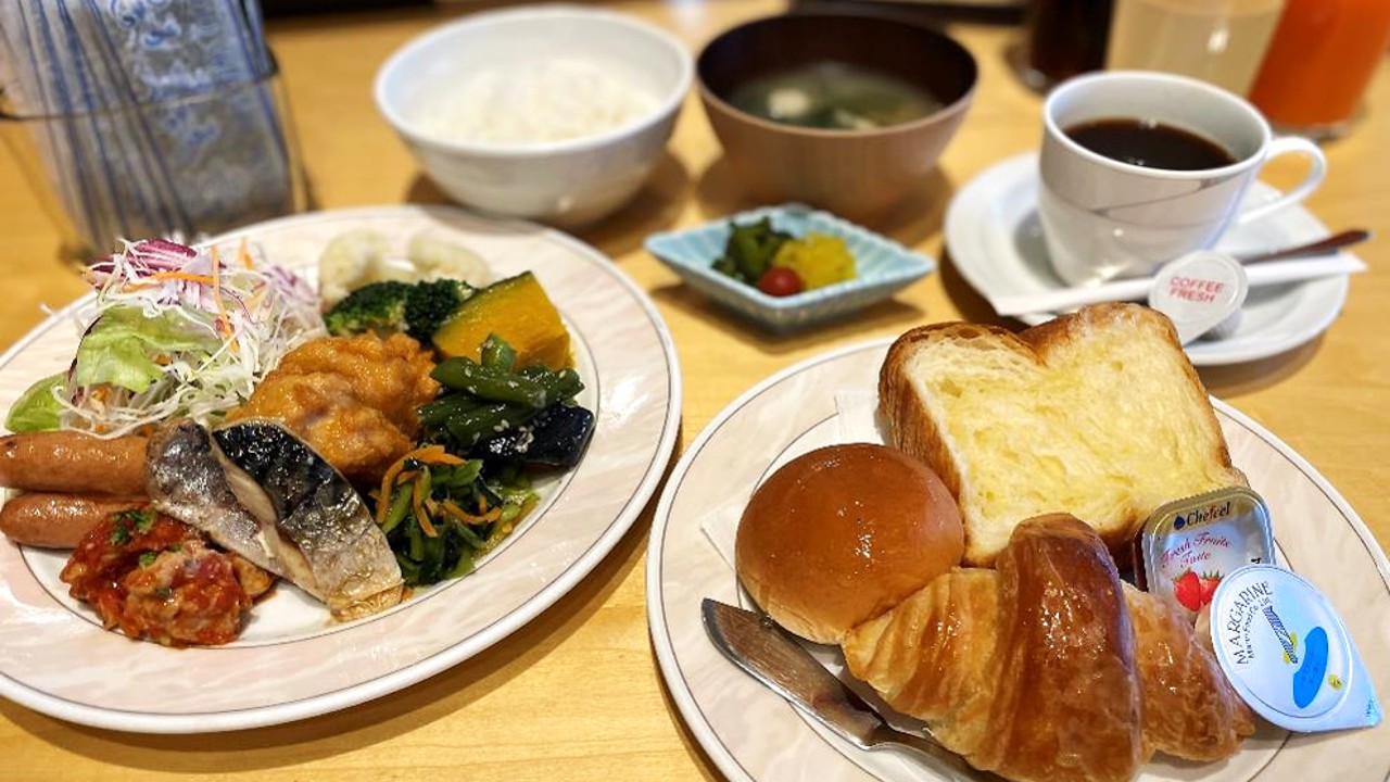 朝食ビュッフェ