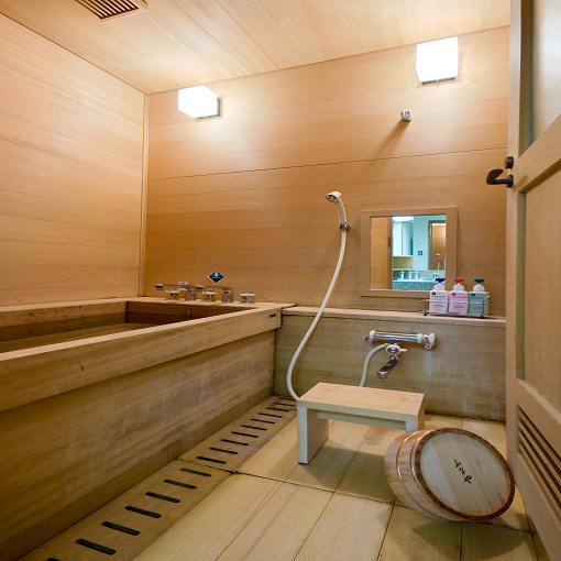 Club floor [with hot spring water]