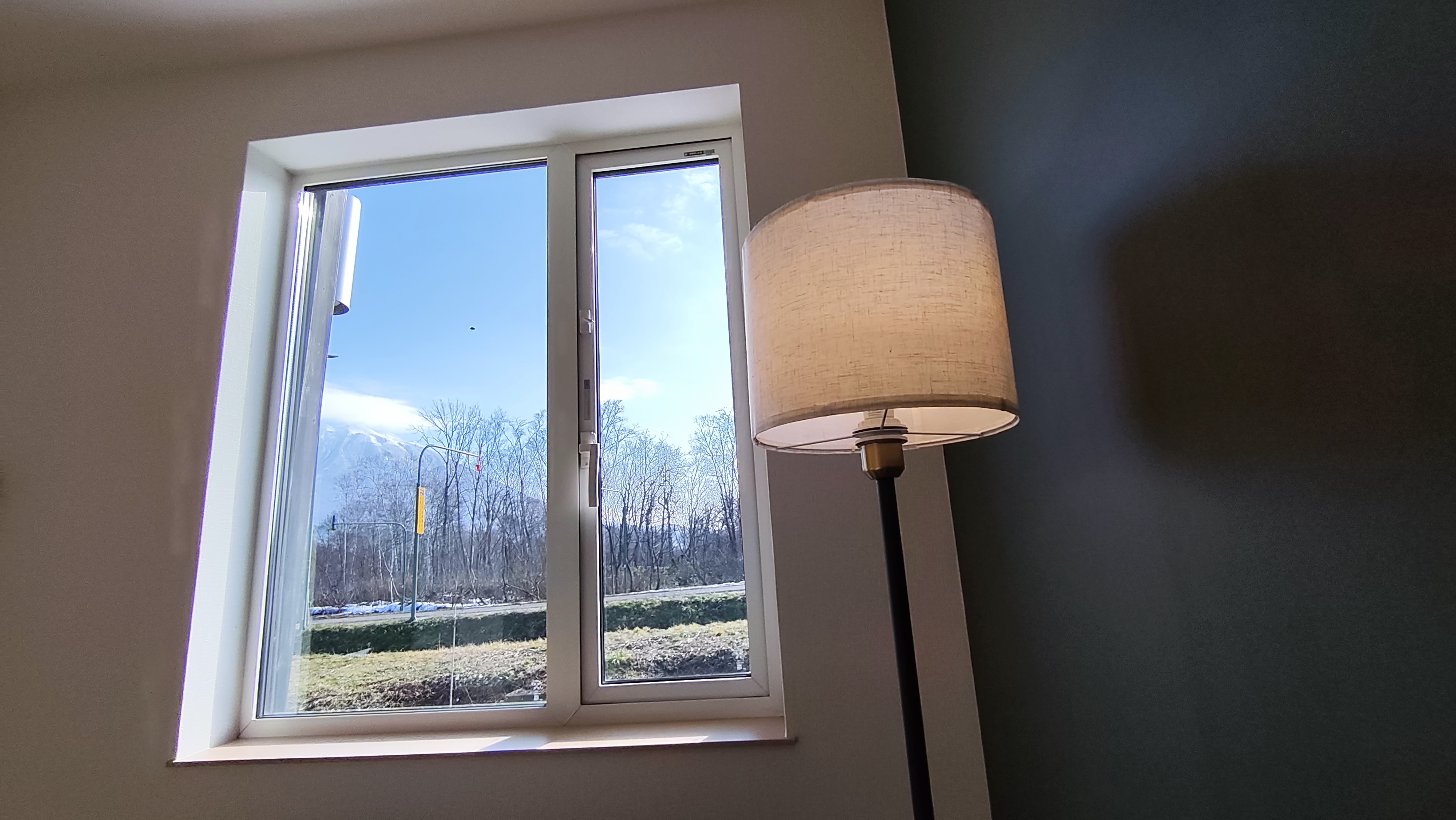 お部屋から見える羊蹄山　-　泉居アパートメント