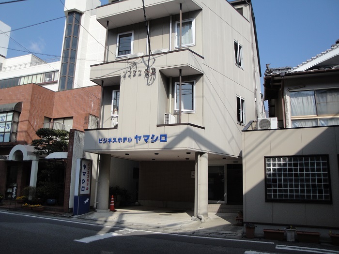 Hotel Bisnis Yamashiro