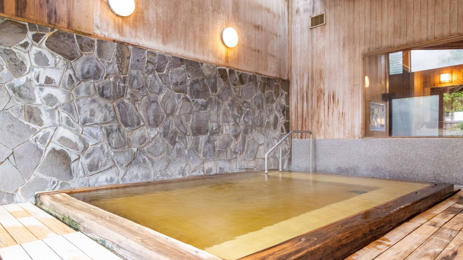 【期間限定・2食付き最安プラン】和室１０畳2食付きを格安で泊まろう！