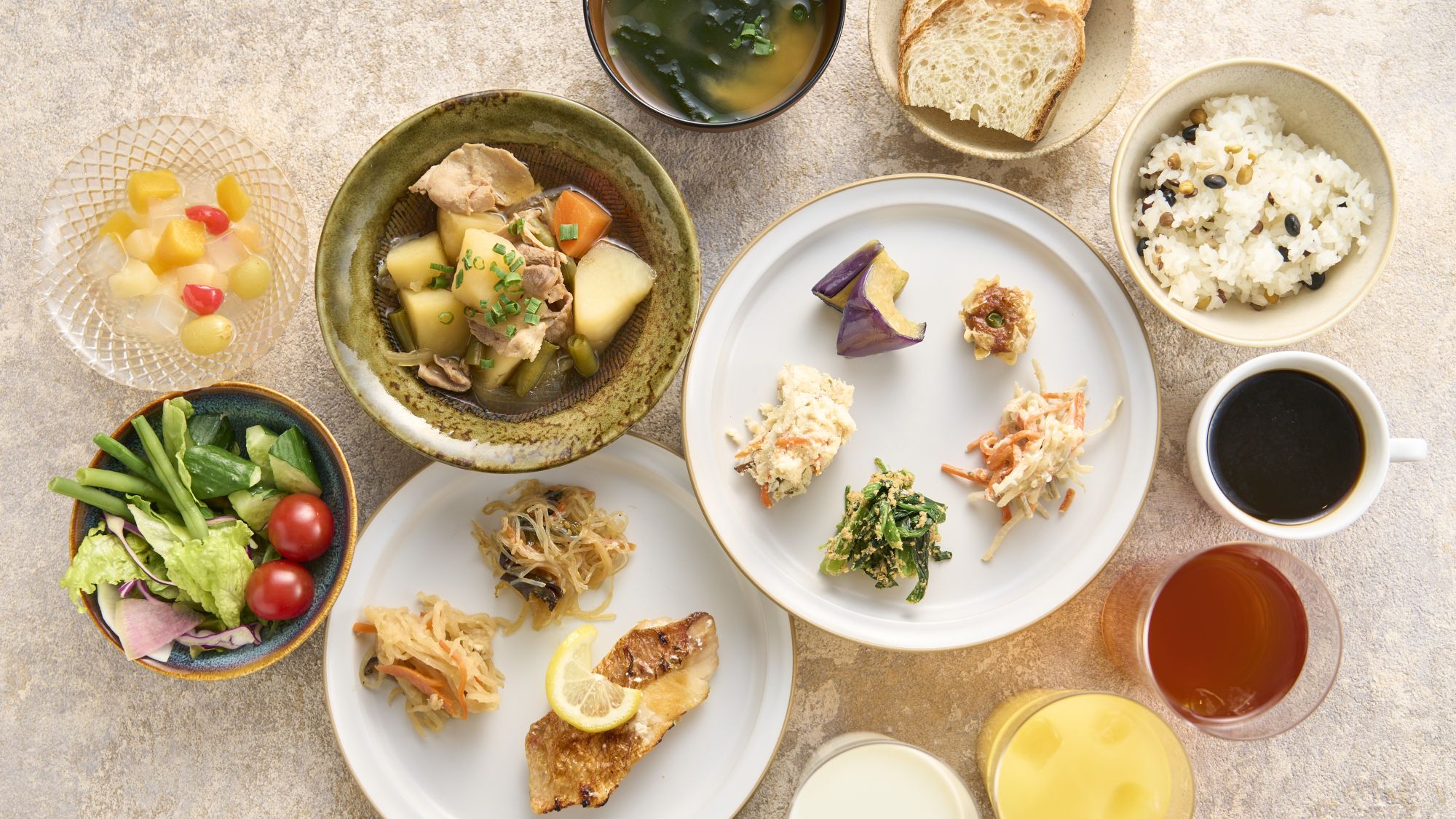 Eatwell Buffet 〜おいしくて健康なしっかりとした朝食〜盛付け例