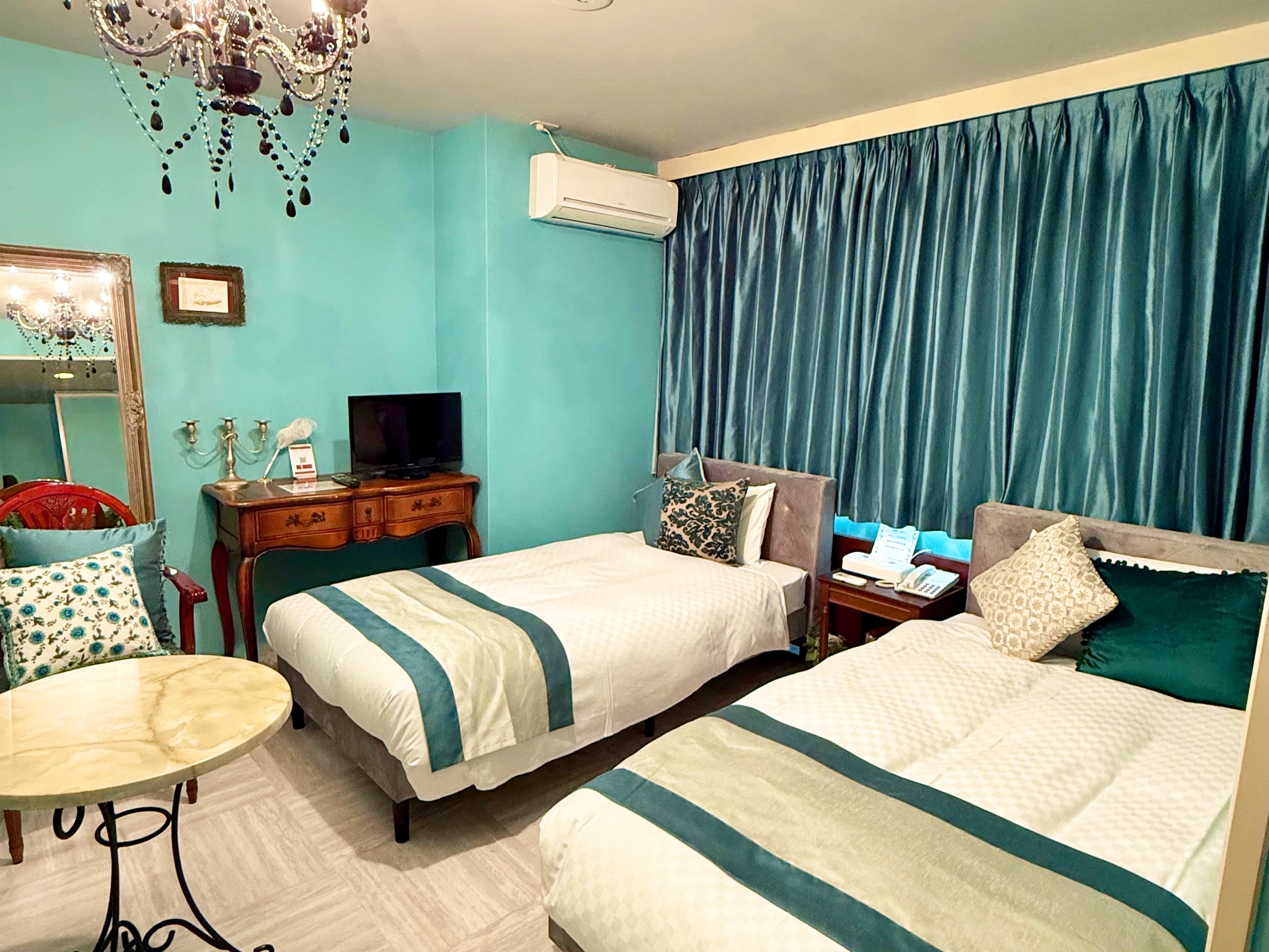 コンセプトブルールーム