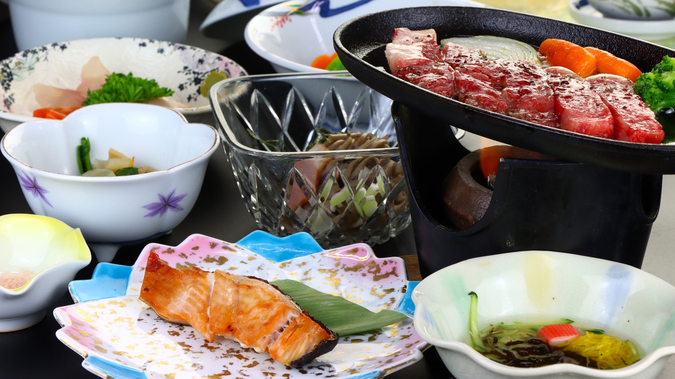 【蔵王牛ステーキ】美食と温泉を堪能！赤身と脂、両方の旨み兼ね備えたサーロインステーキプラン★