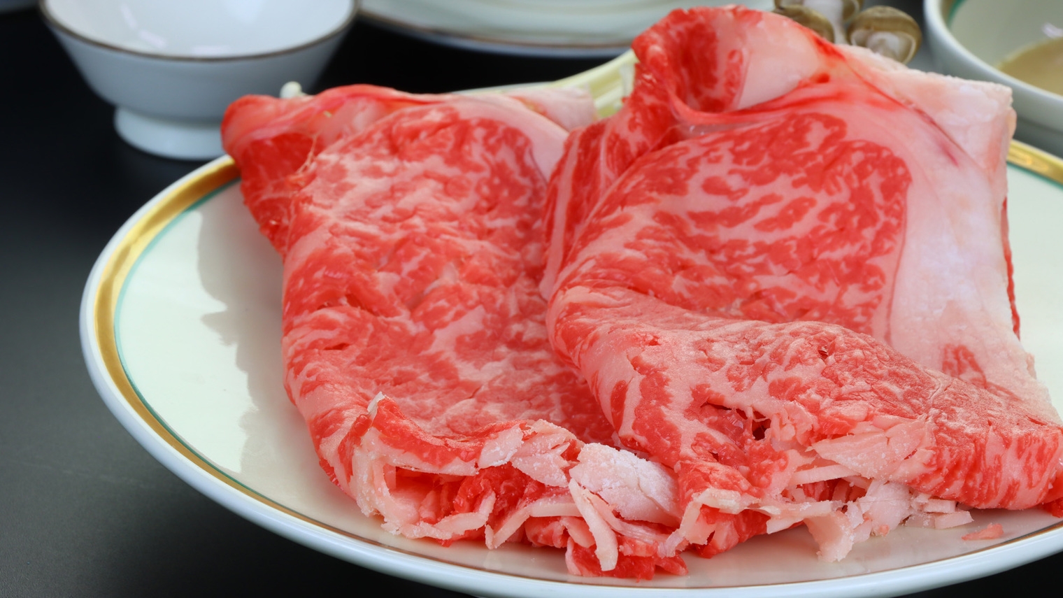 【贅沢三昧】蔵王牛しゃぶしゃぶ＆ステーキ！◇天然100％の温泉と美食づくしの山形旅を満喫♪