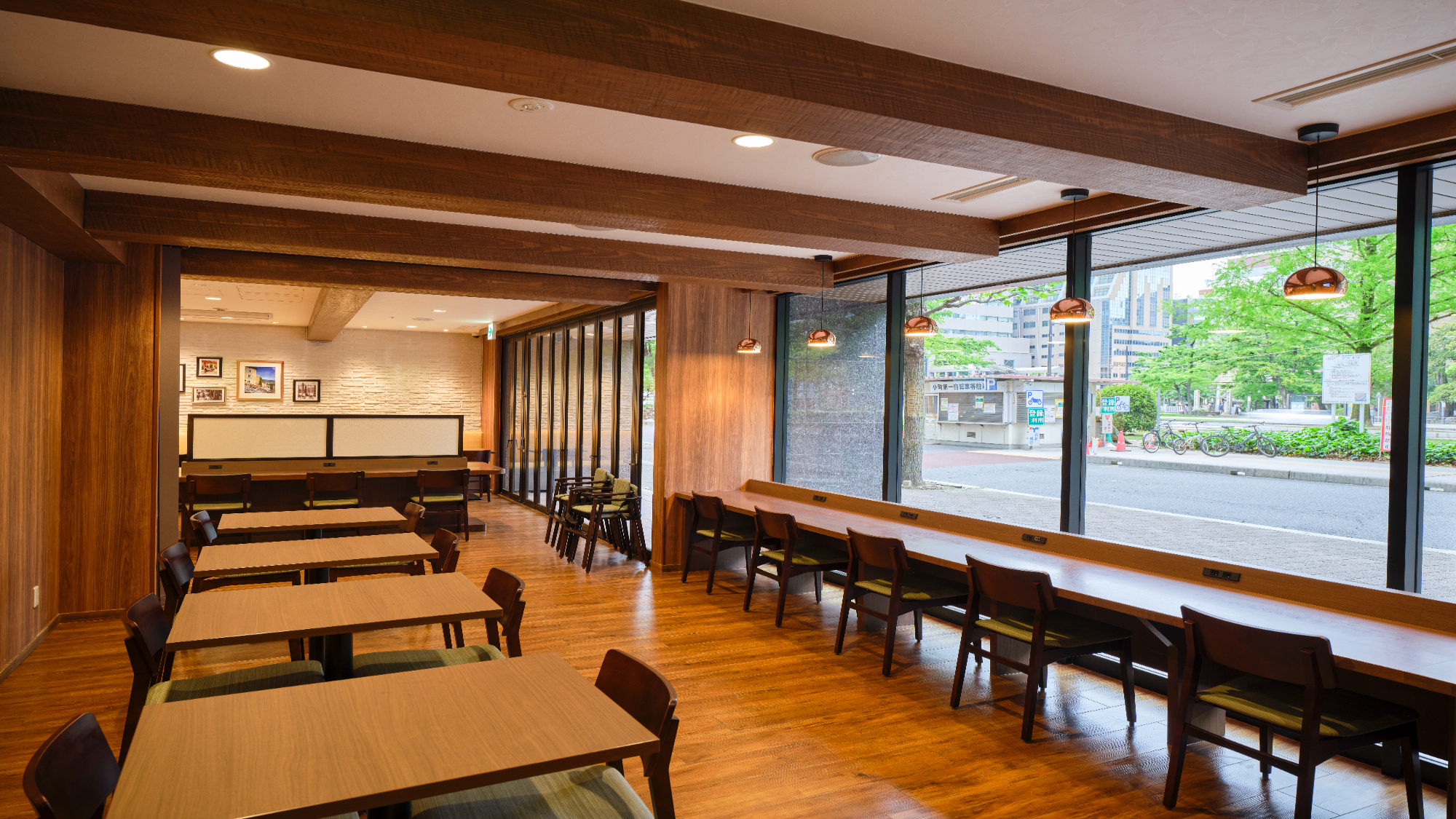 ◆【Hatago】1階レストラン 朝食営業時間6:30～9:30(9:00最終入店)席数：47席