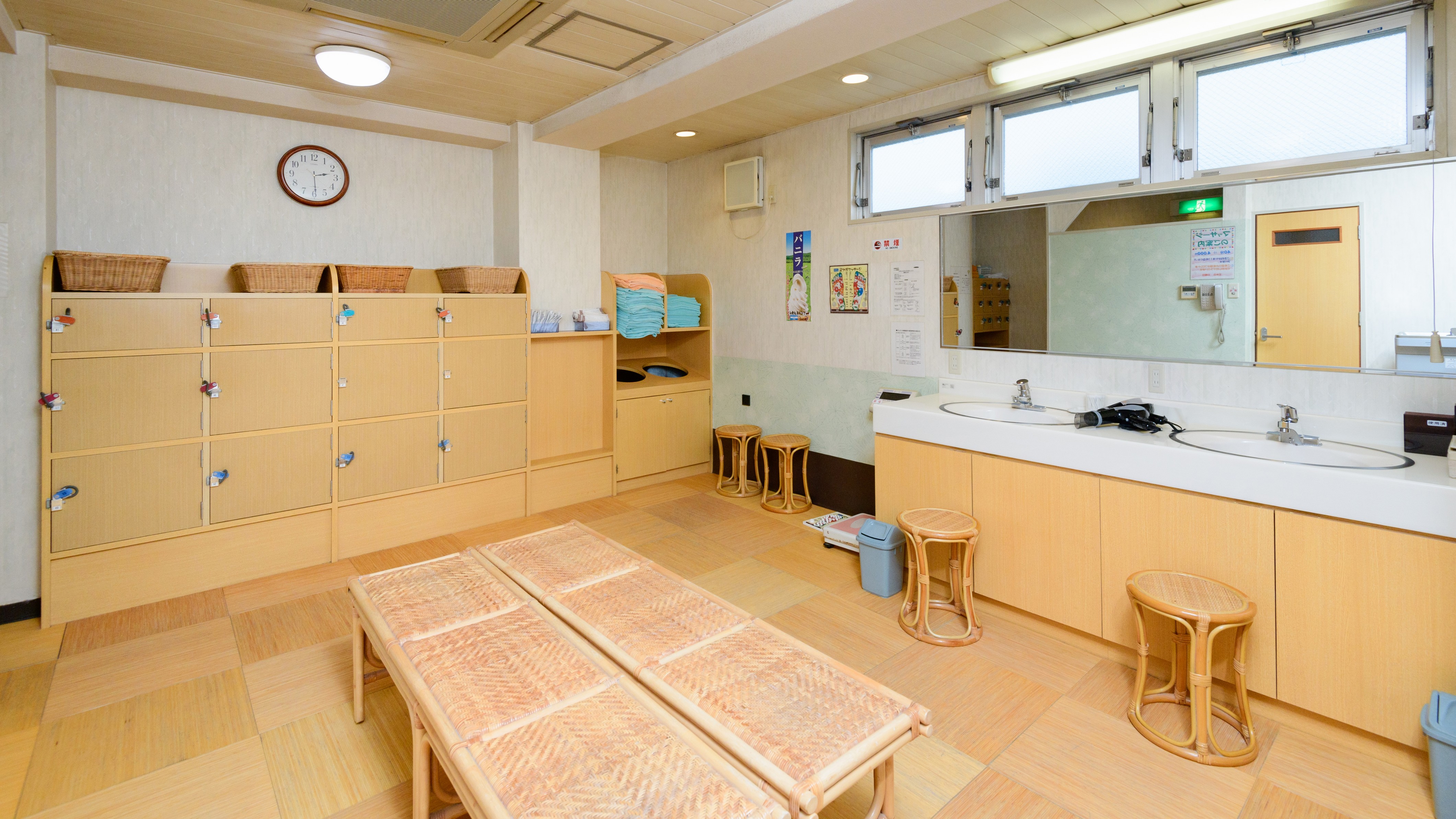 更衣ルーム_男性用