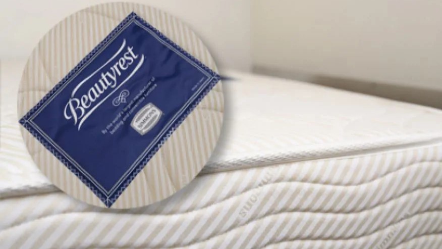 全室シモンズ社製マットレス