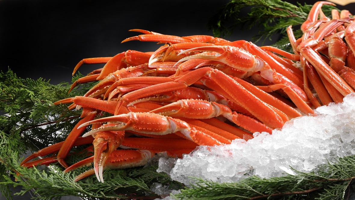 【本ズワイ蟹＆ローストビーフ食べ放題】 夕食時間（17：00〜19：00） 1泊2食付プラン