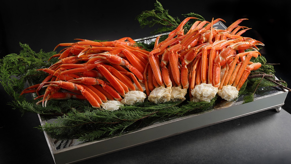 【本ズワイ蟹＆ローストビーフ食べ放題】 夕食時間（17：00〜19：00） 1泊2食付プラン