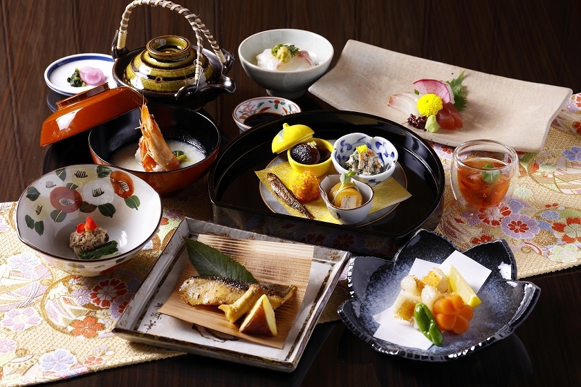 【日本料理　花菊】大和の冬を楽しむ冬会席〜夕朝食付〜