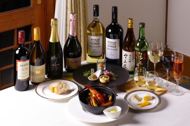 菊の間で過ごす風雅な夜 〜夏限定フリーフロー＆特別ディナー〜【夕・朝食付】