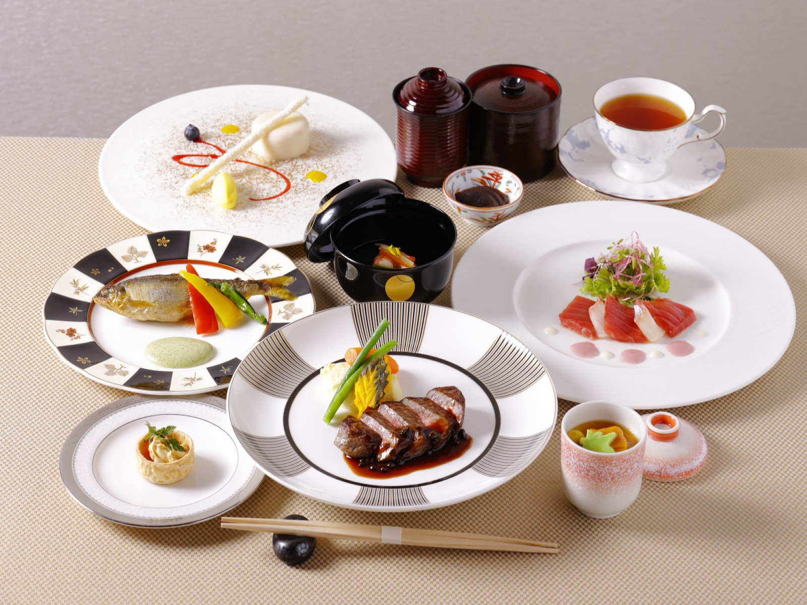 Dinner＆Stay メインダイニングルーム「三笠」【斑鳩コース】【夕・朝食付】