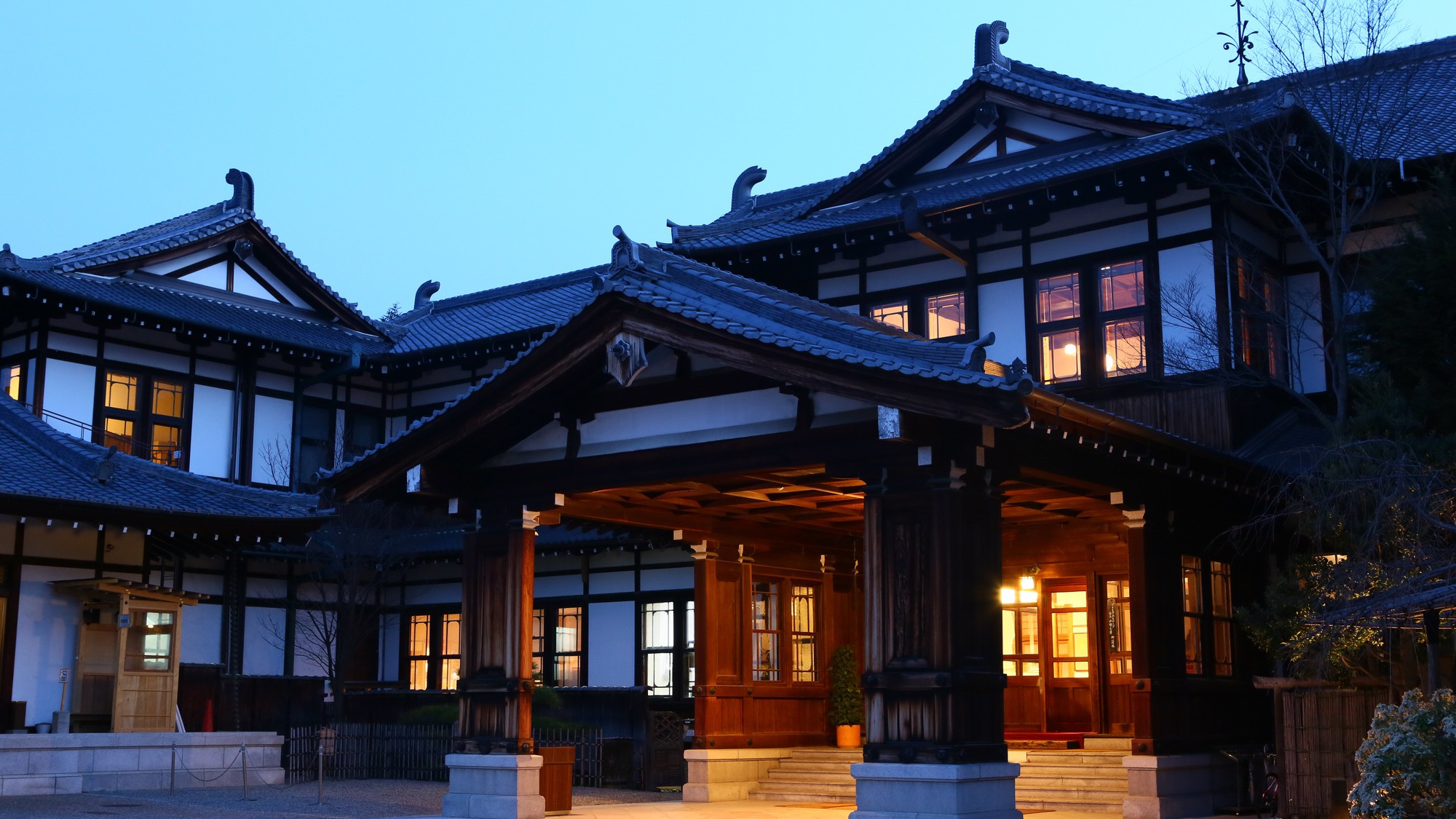 奈良ホテル(外観)