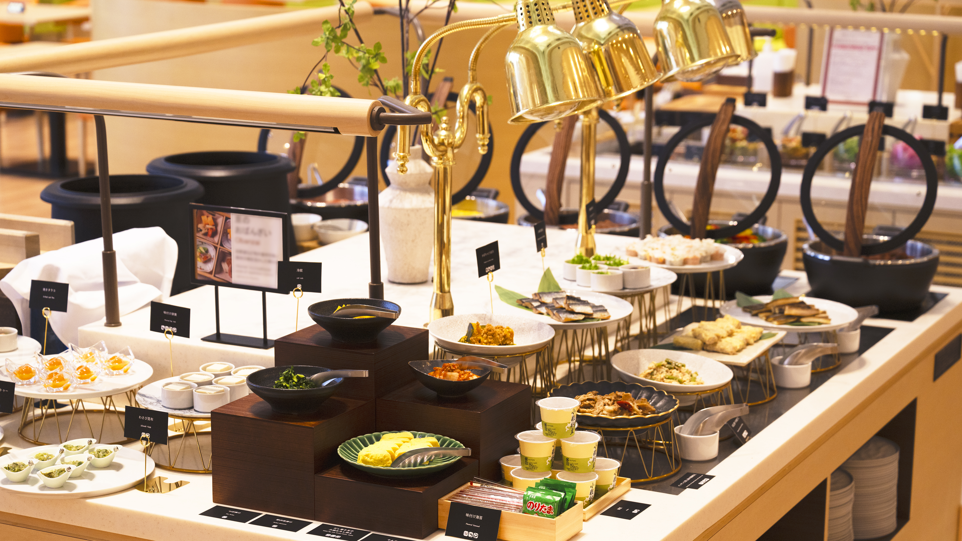 朝食ビュッフェ