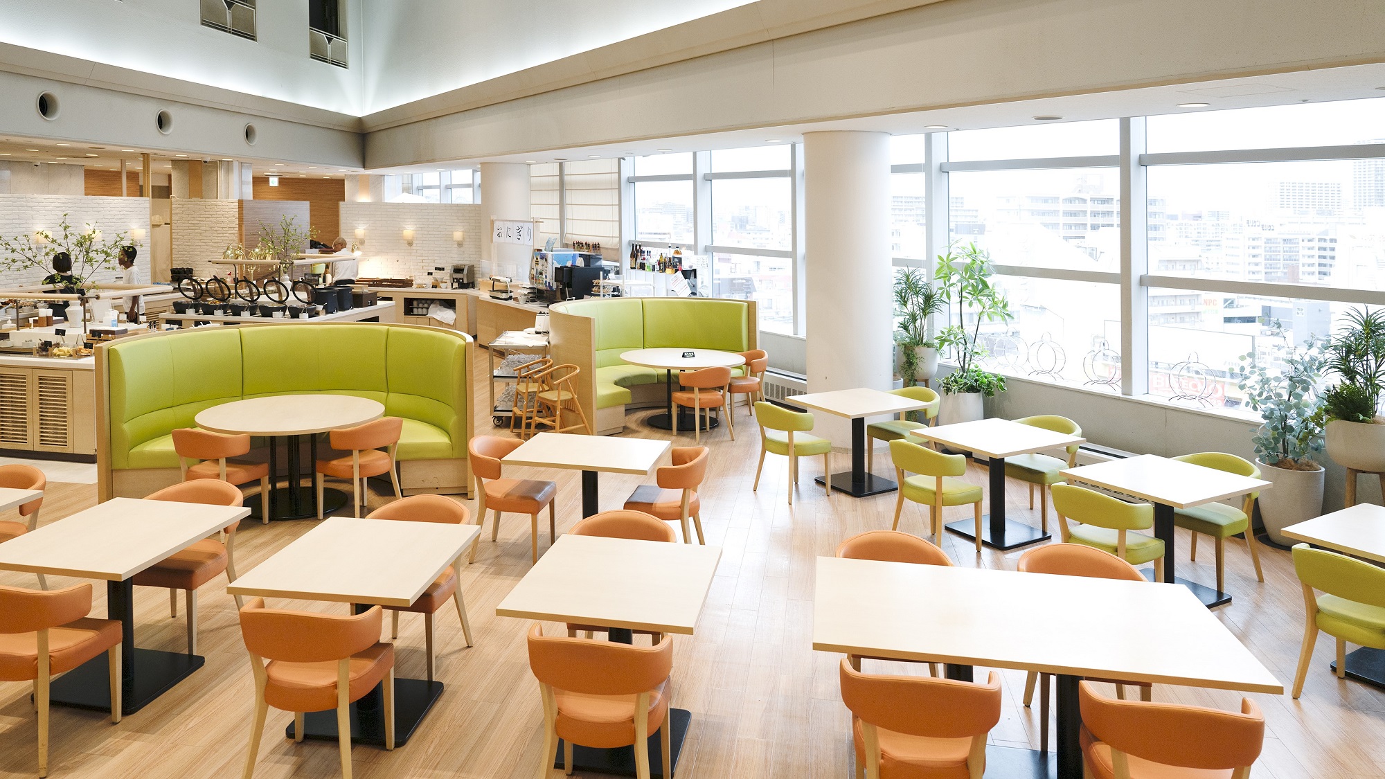 ロレーヌ店内全体