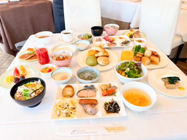 【朝食ビュッフェ・選べる夕食】日本料理「桜華」で選べる夕食＆朝食ビュッフェ