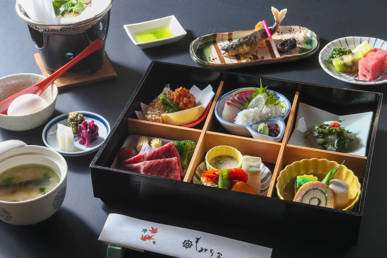 高雄「もみぢ家」夏の納涼川床料理＋ホテル朝食付プラン＜夕朝食付＞