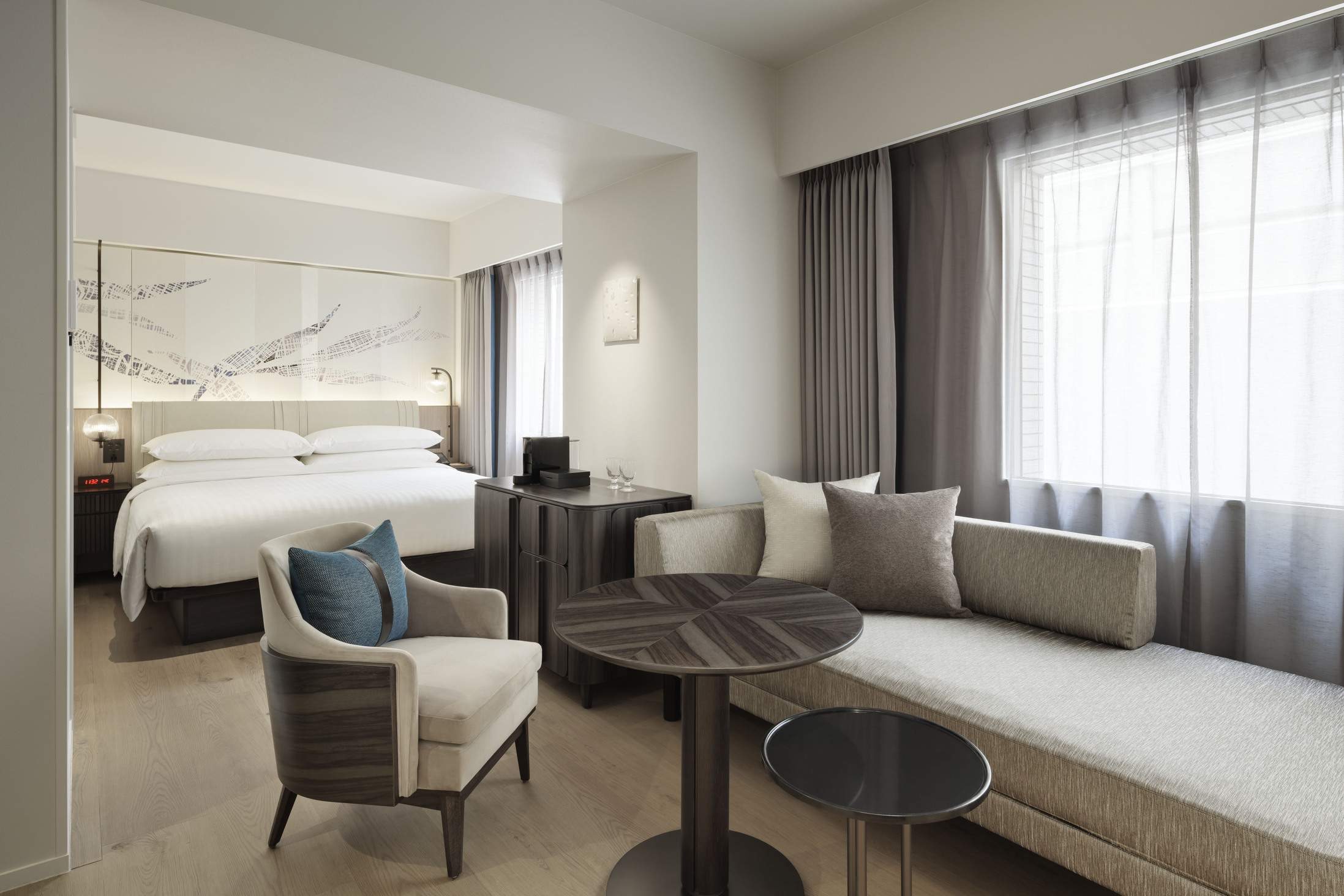 ゲストルームラージャーキング