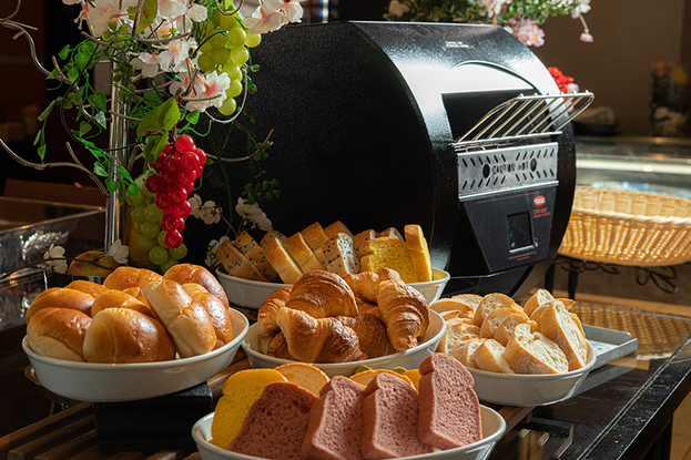 【さき楽】〈早期得割〉１４日前までのご予約限定プラン！【和洋ビュッフェ】朝食付き 