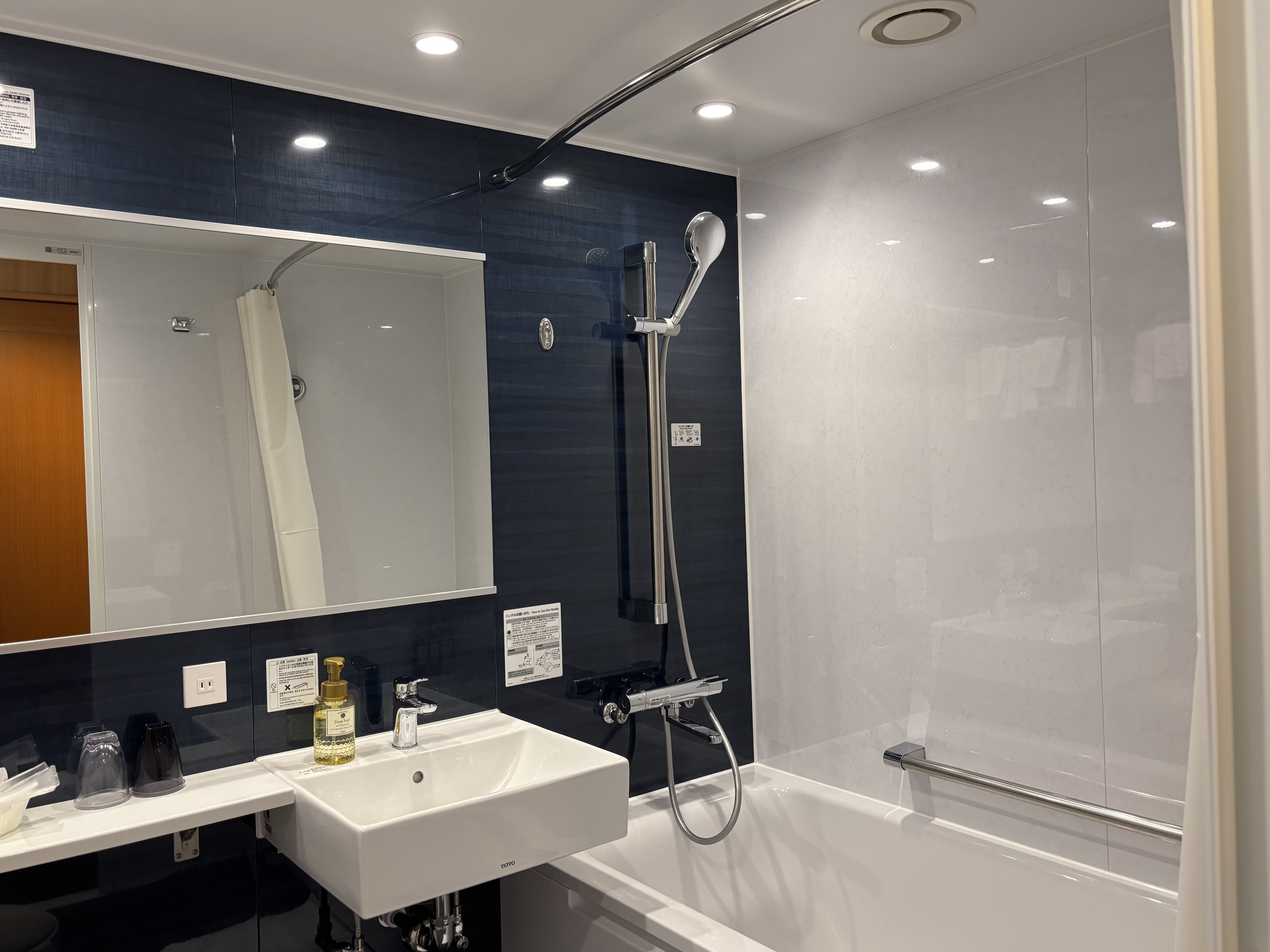 【コーナーツイン・コーナーダブルルーム】