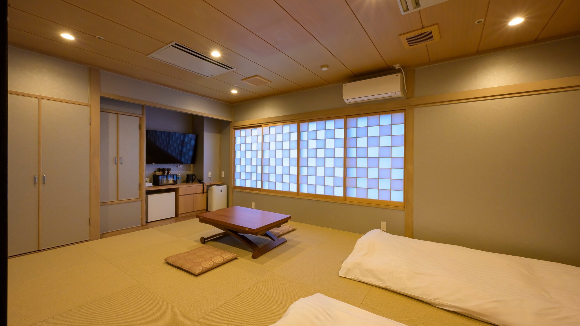 【くつろぎ12畳＜内風呂あり＞】個別のバス・トイレ完備のゆったりとしたお部屋です
