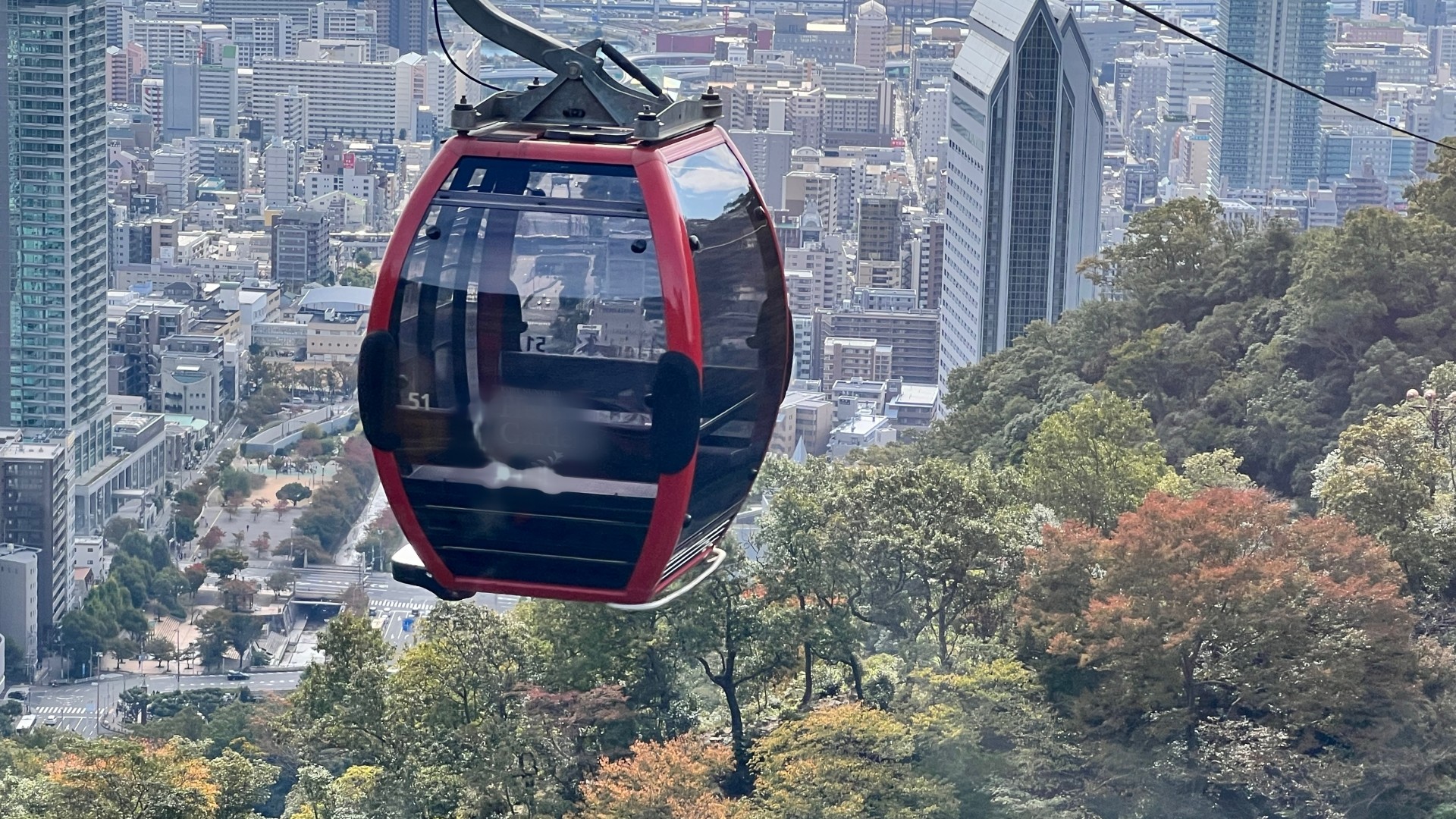 【布引ハーブ園】ロープウェイに乗って標高400ｍの広大なハーブと花々の庭園へ。