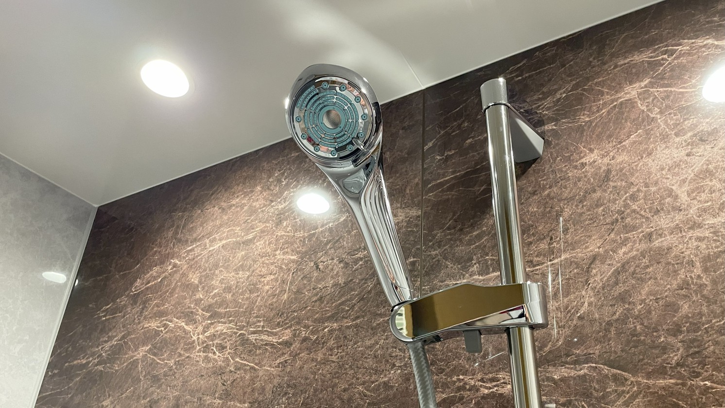 10F和風ツインのシャワーはReFaのシャワーヘッドを採用