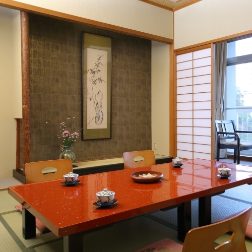 Example of standard guest room-10 Japanese-style rooms in the annex overlooking the Arima Onsen town