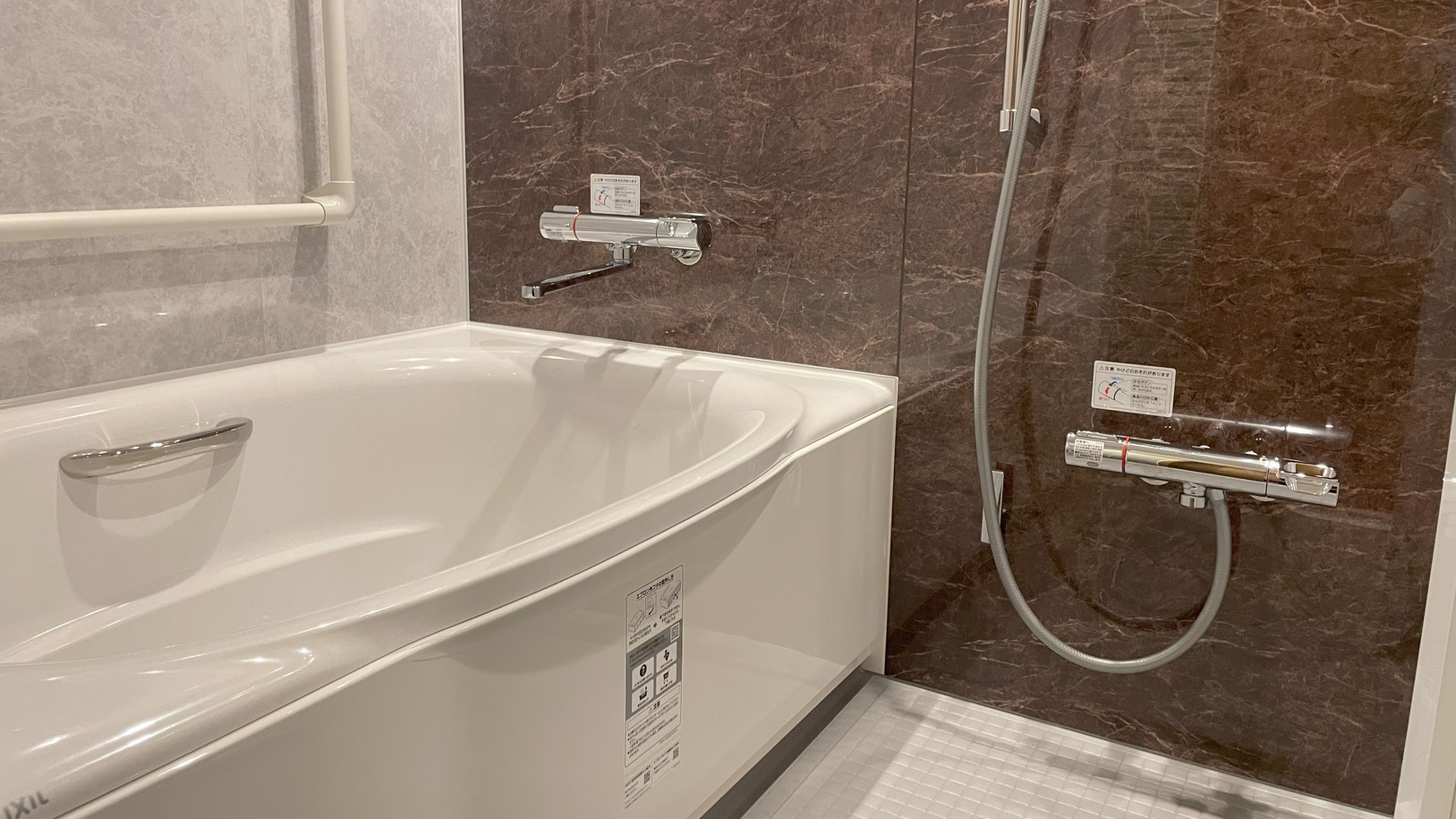 10F和風ツインのバストイレはセパレートです