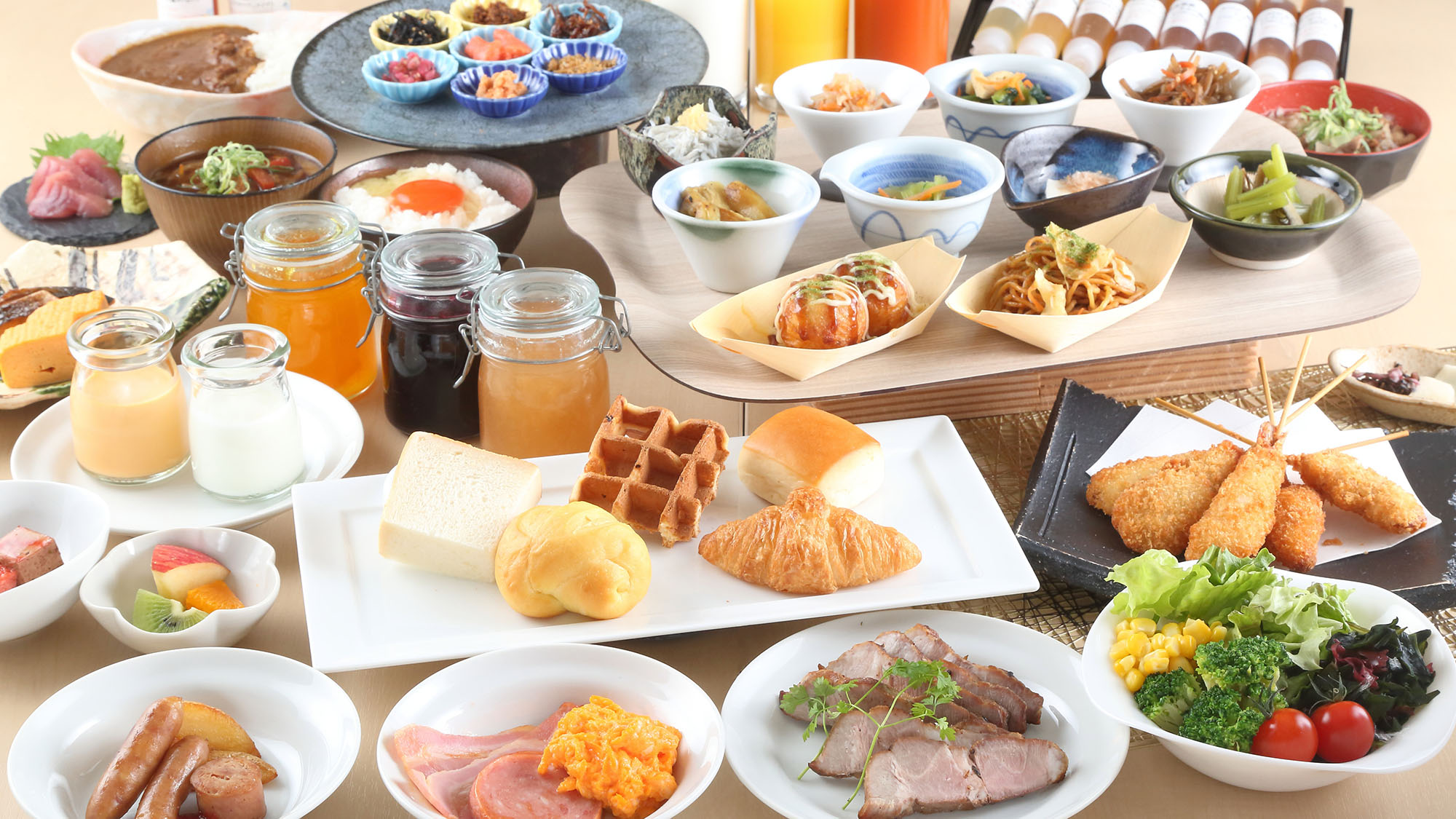 大阪ならではのメニューはもちろん、体に優しい旬の食材で彩られた元気になれる朝食。