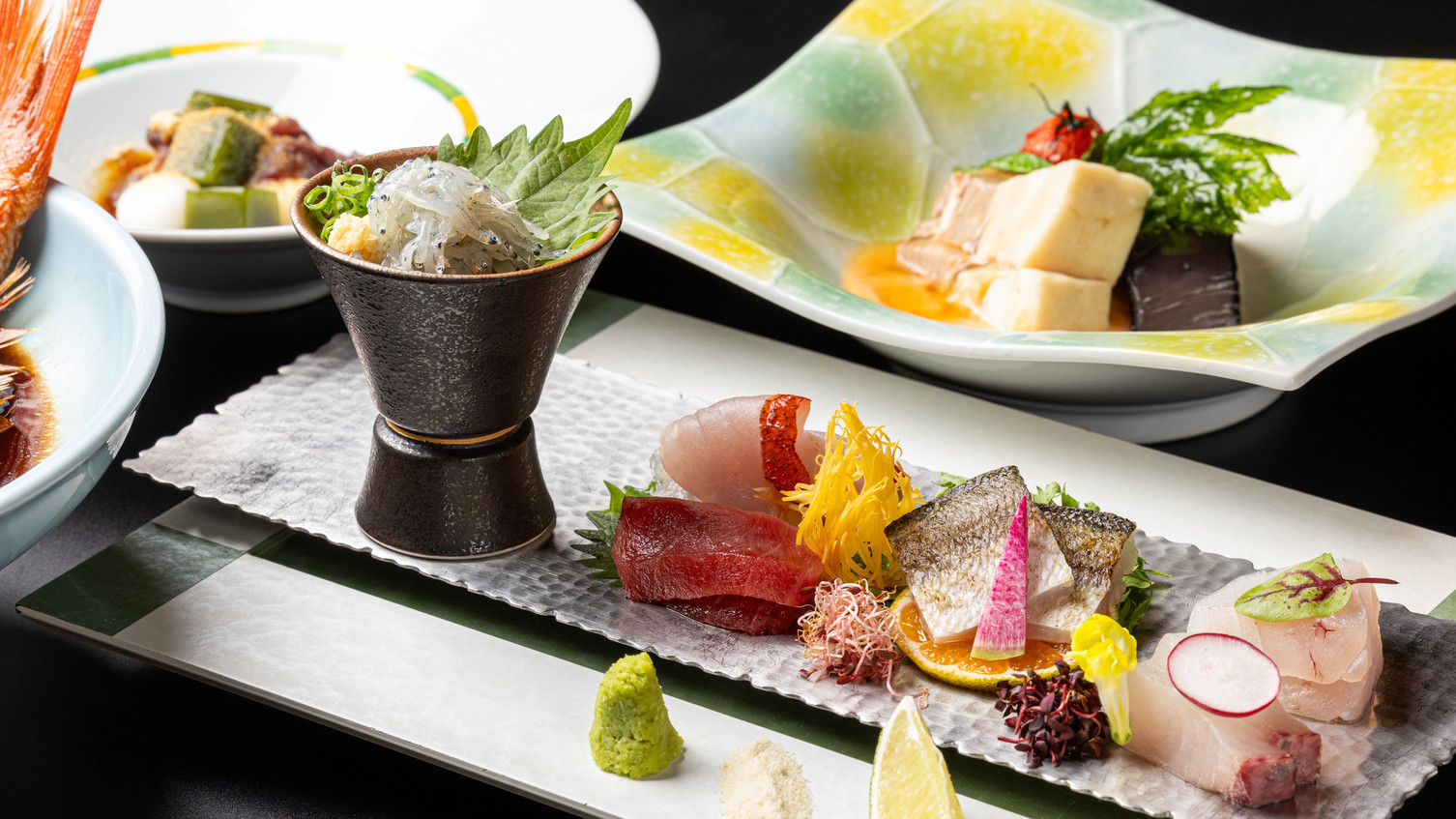 「果実酒 飲みくらべ」や「POLA BAアメニティ」など女性に人気の特典付き　夕食は定番「白銀」