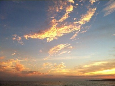 夕焼けは心を穏やかにしてくれます。