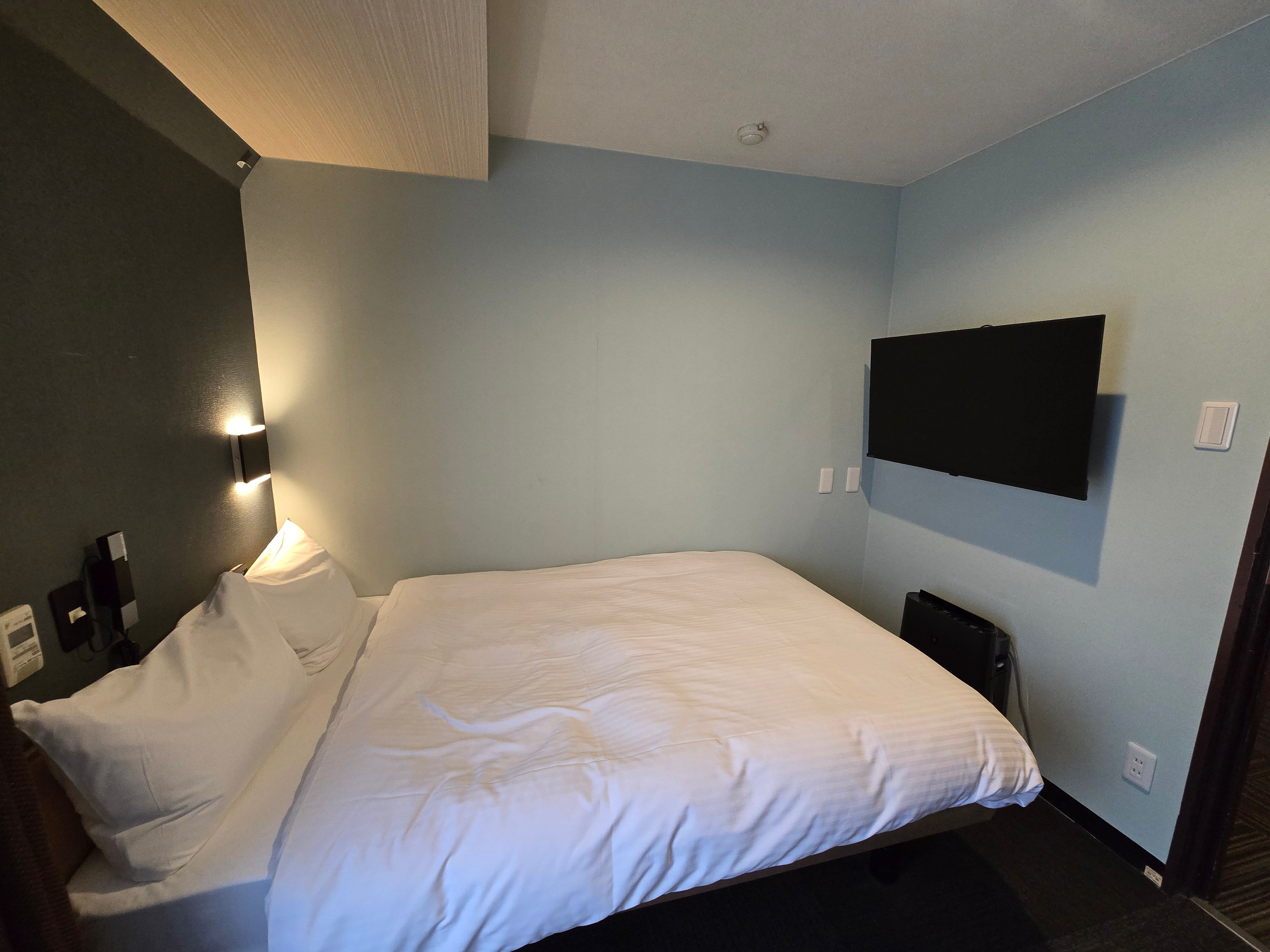 セミダブルルーム