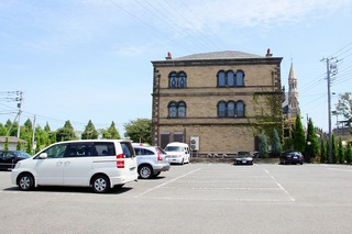 【無料駐車場完備】