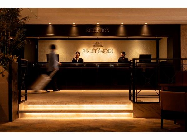 【ホテルフロントロビー】