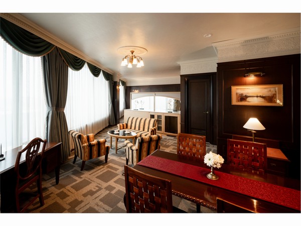 【スイートルーム(クラウン)】