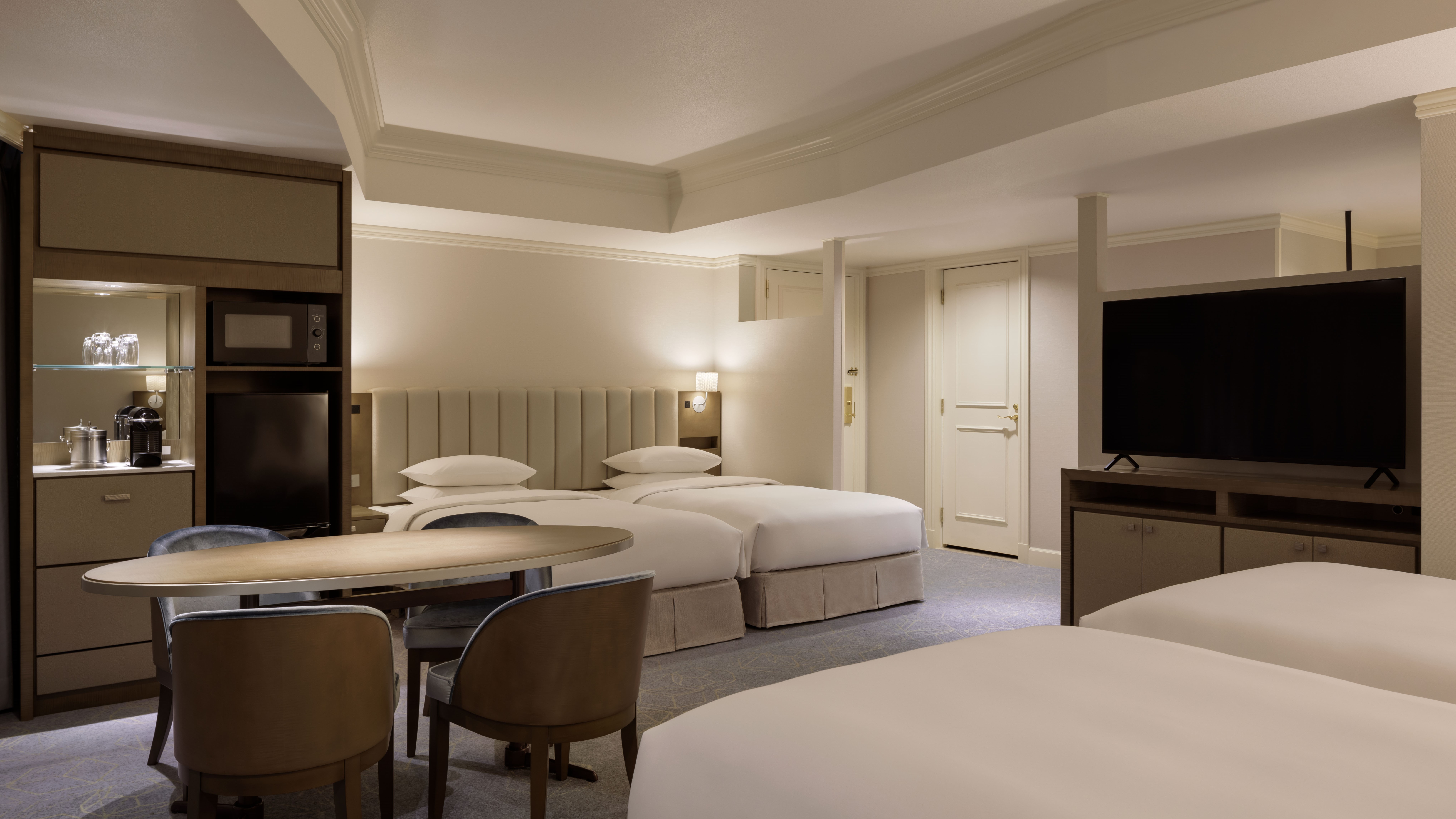 ファミリーフォースルーム