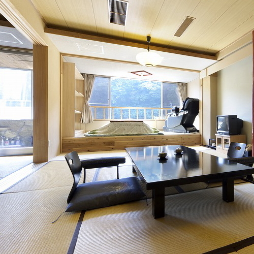 [Main building] Sobo / Momosei (Japanese-style room 10 tatami mats + 10 tatami mats + semi-open-air bath with a view)