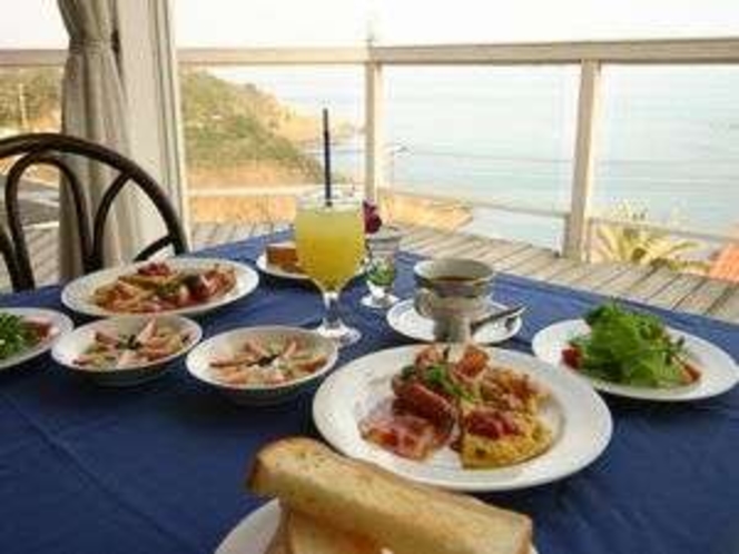 ◇朝食◇レストランで海を見ながら・・・