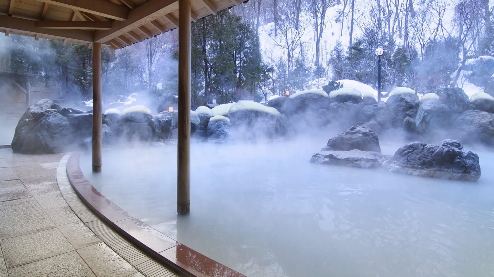 旬の季節会席　季節の食材を使用した四季折々のお料理に舌鼓