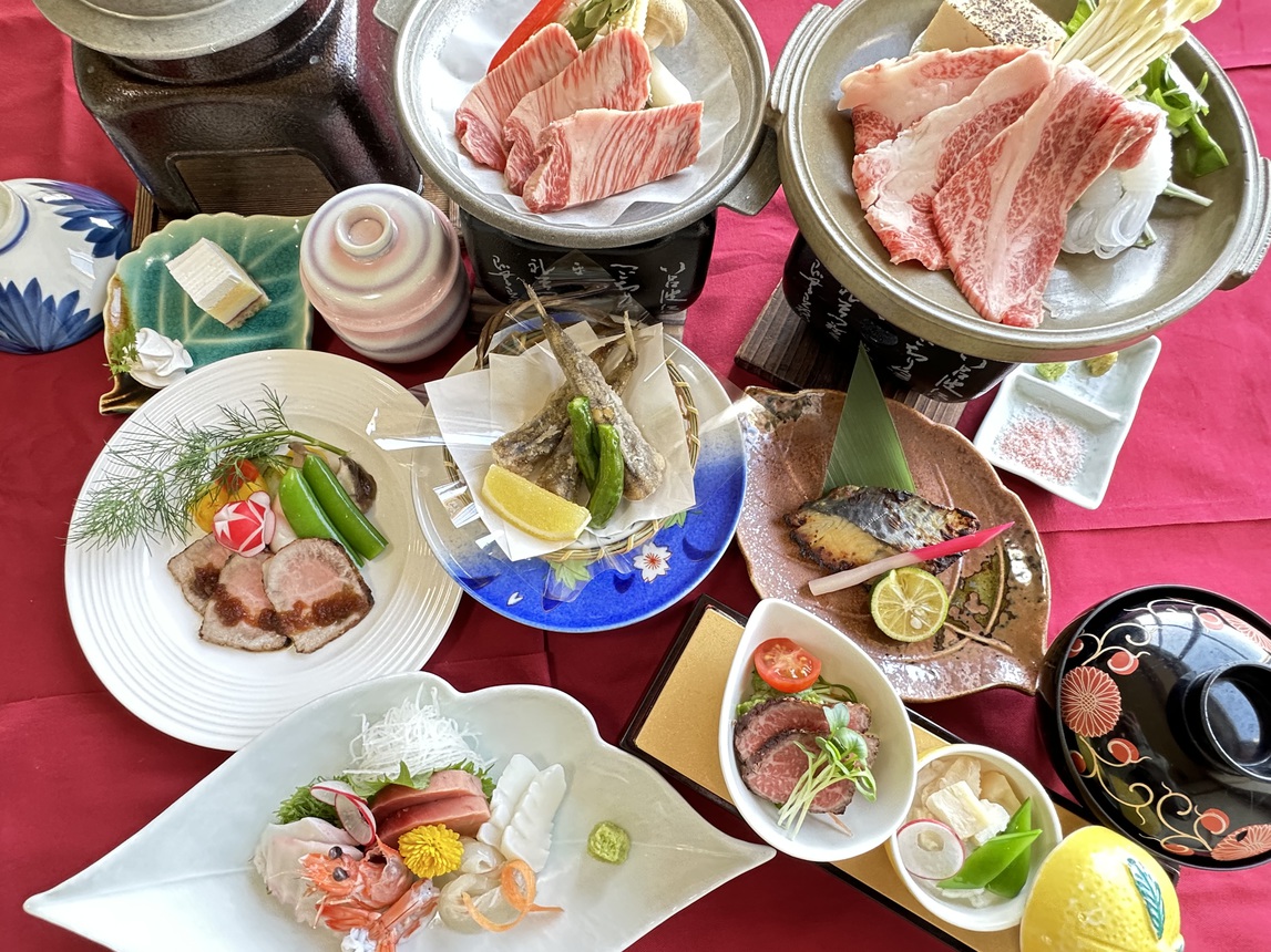 【茨城県ブランド「常陸牛」グレードアッププラン２食付き】常陸牛たたきとすき焼きと陶板焼