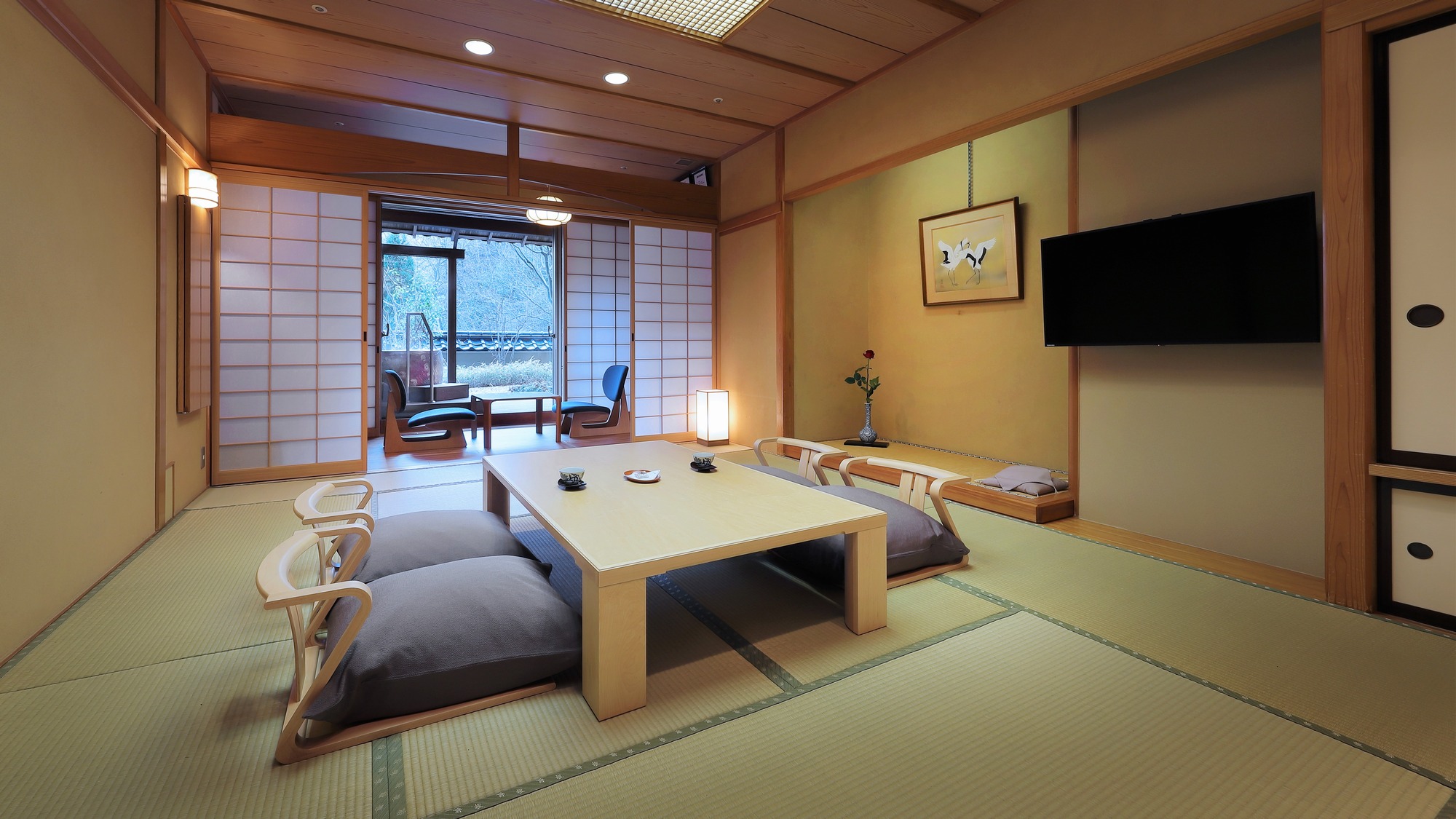 【露天風呂付 和室12畳】2021年11月リニューアル！和の趣を感じるお部屋でお過ごしいただけます。