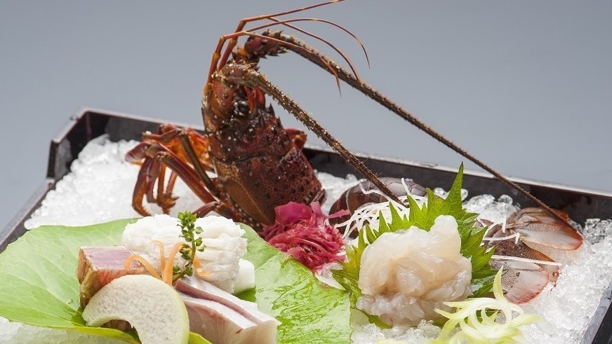 【半個室で味わう〜秋の味覚御膳〜焼松茸と鮑と伊勢海老〜】＜お日にち限定＞