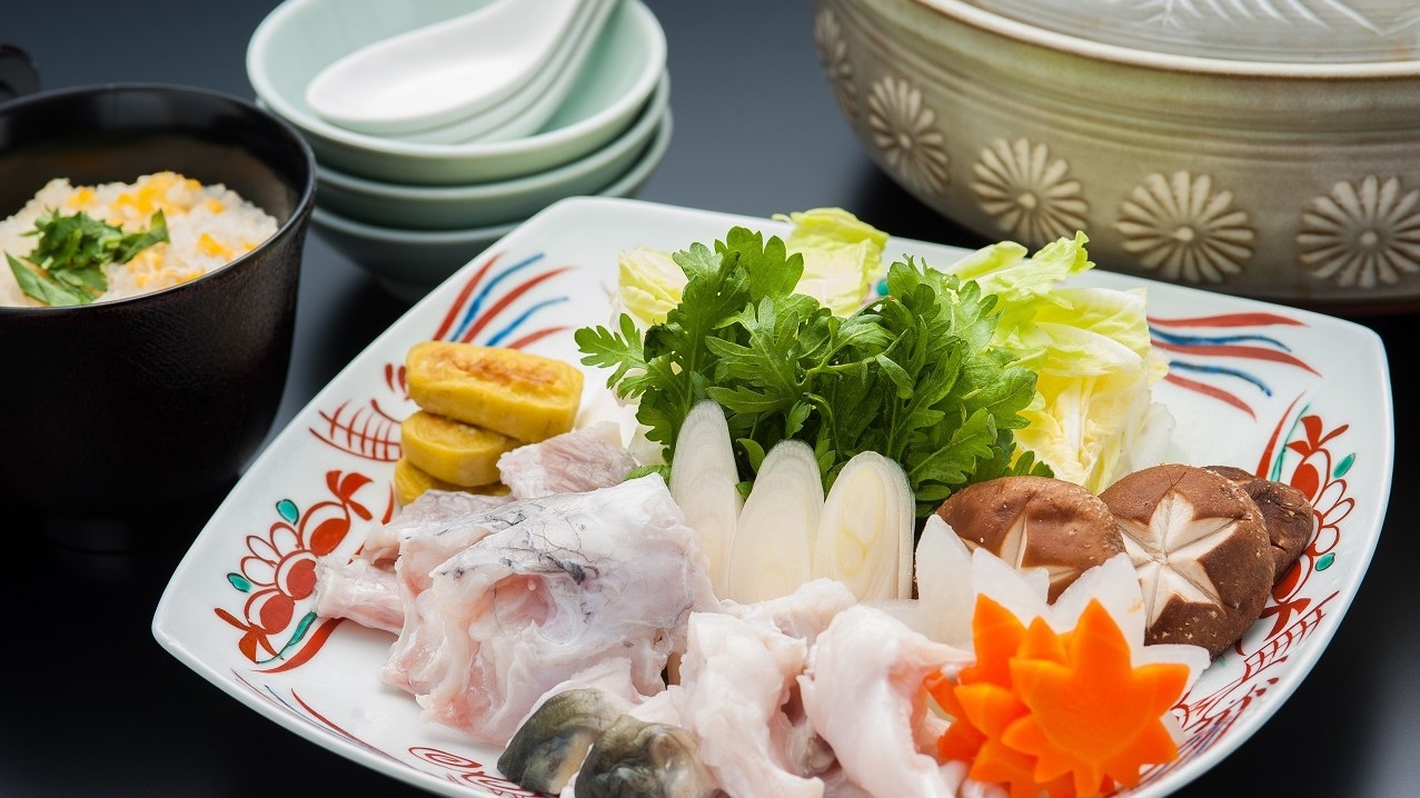 【宿中屋ふぐ会席】〜選べる伊勢海老or鮑〜