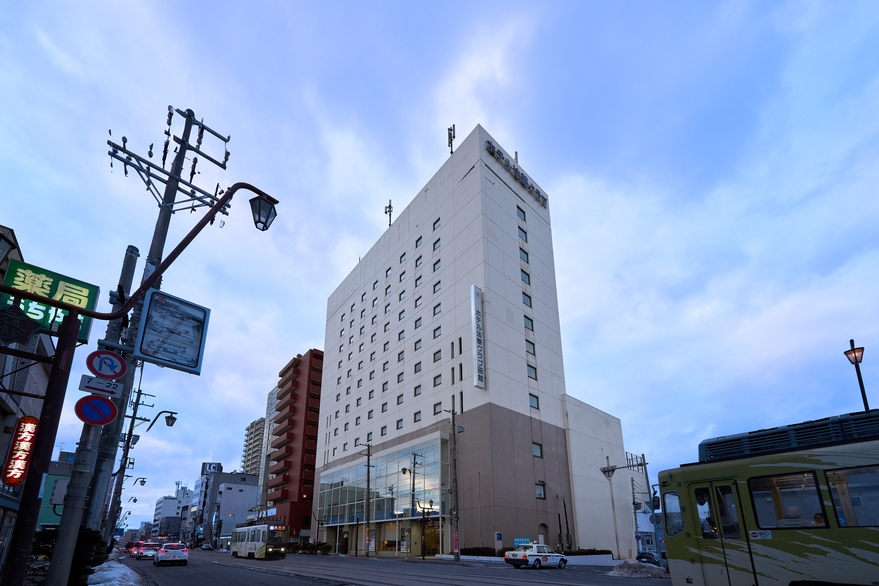 ツインルーム(ベッド2台のお部屋)を4名ユースシンプルステイ【準天然《五稜郭(ほし)の湯》完備】